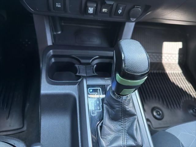 Toyota Tacoma 4WD  2021