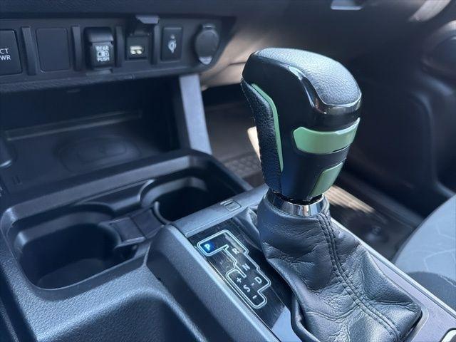 Toyota Tacoma 4WD  2021