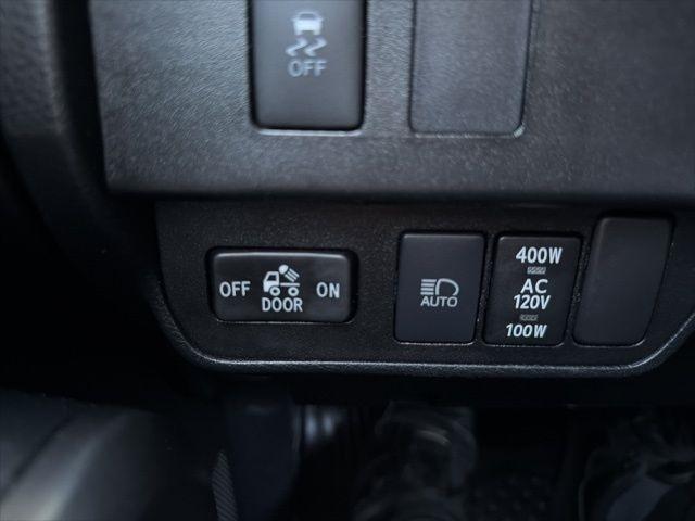 Toyota Tacoma 4WD  2021