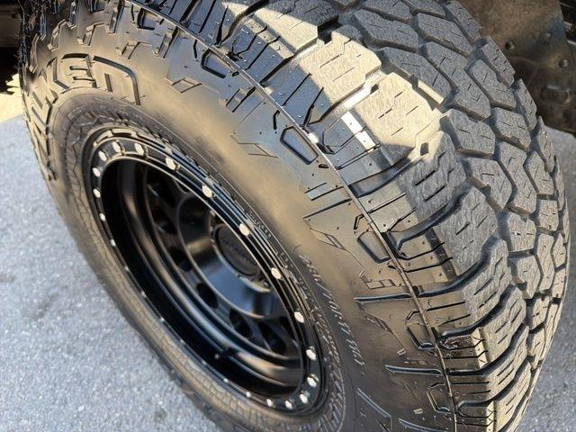 Toyota Tacoma 4WD  2021