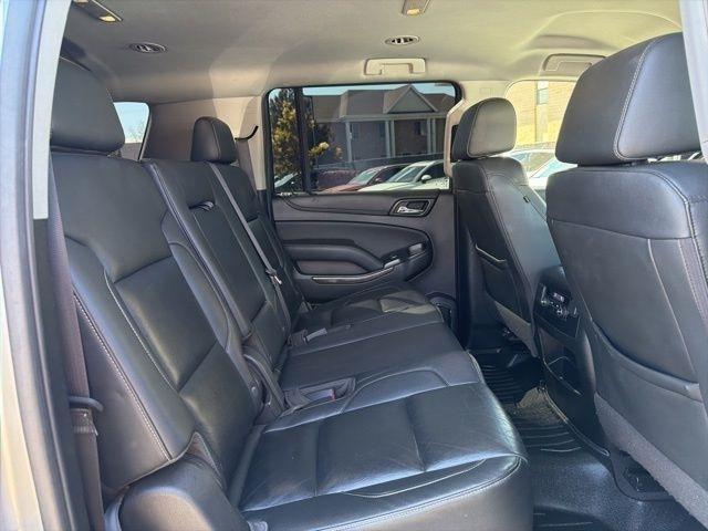Chevrolet Suburban  2020