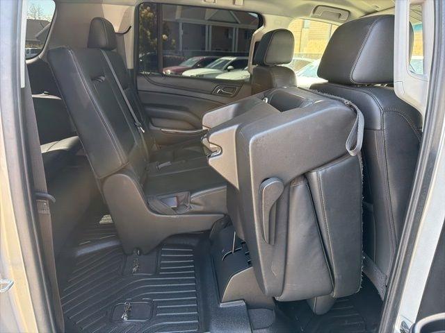 Chevrolet Suburban  2020