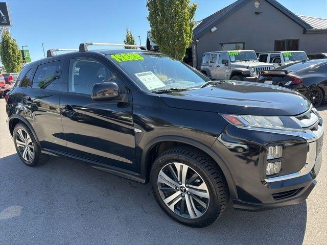 Mitsubishi Outlander Sport  2024
