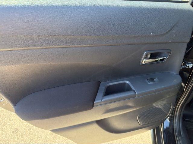 Mitsubishi Outlander Sport  2024