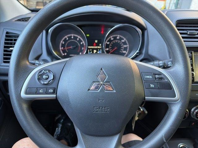 Mitsubishi Outlander Sport  2024