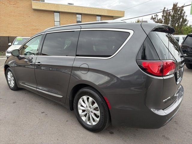 Chrysler Pacifica  2018