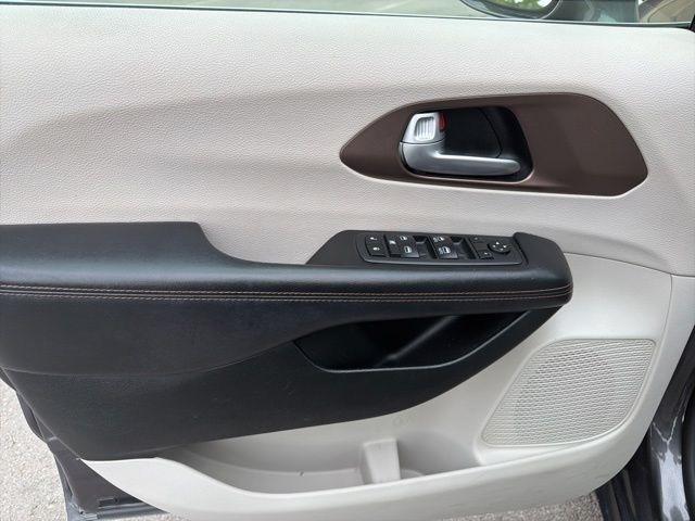 Chrysler Pacifica  2018