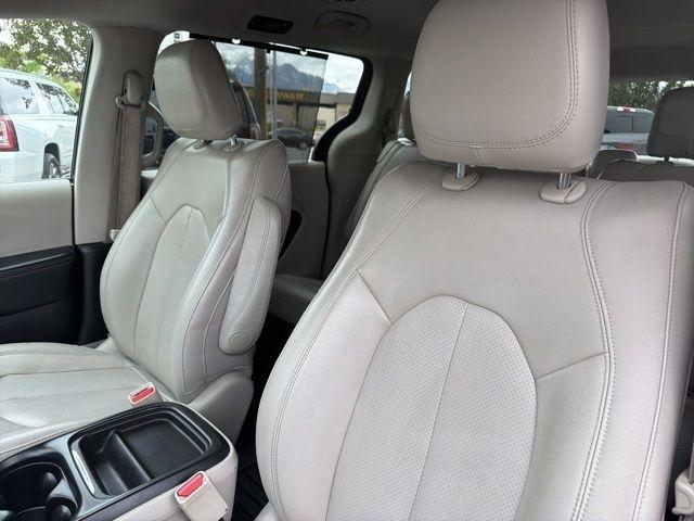 Chrysler Pacifica  2018