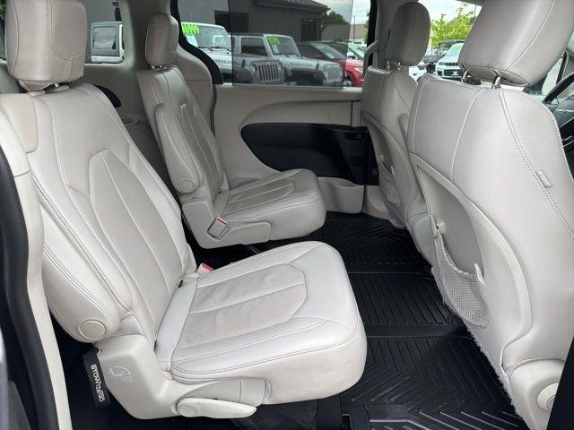 Chrysler Pacifica  2018