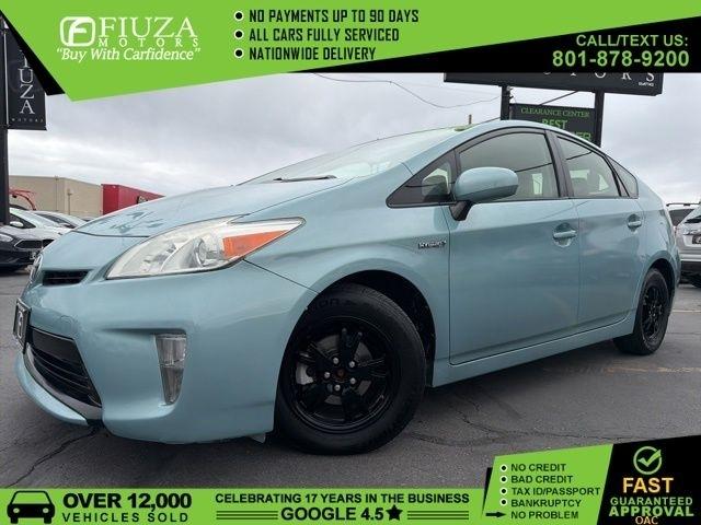 2014 Toyota Prius Two's photo