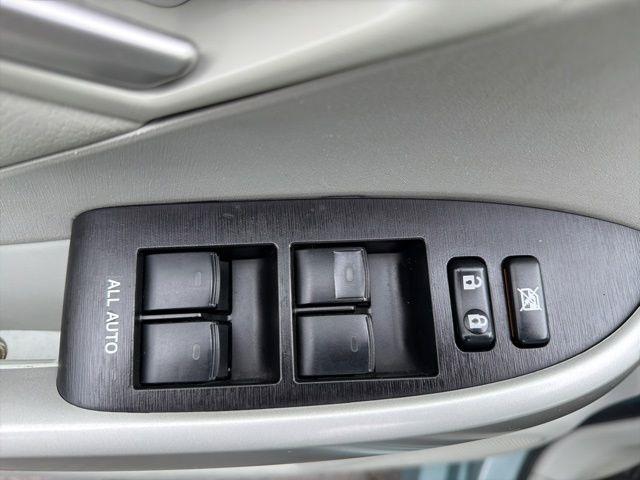 Toyota Prius  2014