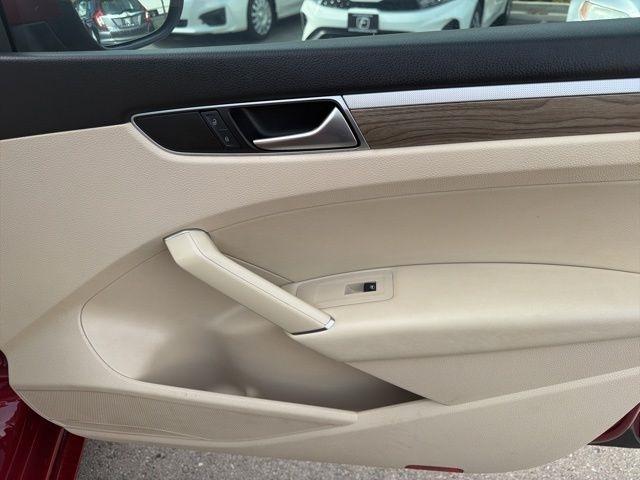 Volkswagen Passat  2016