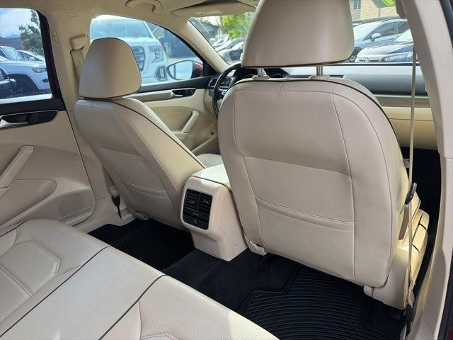 Volkswagen Passat  2016