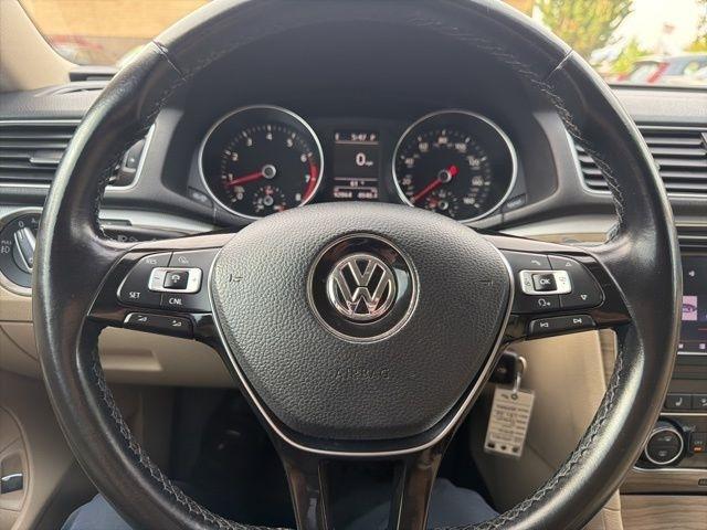 Volkswagen Passat  2016