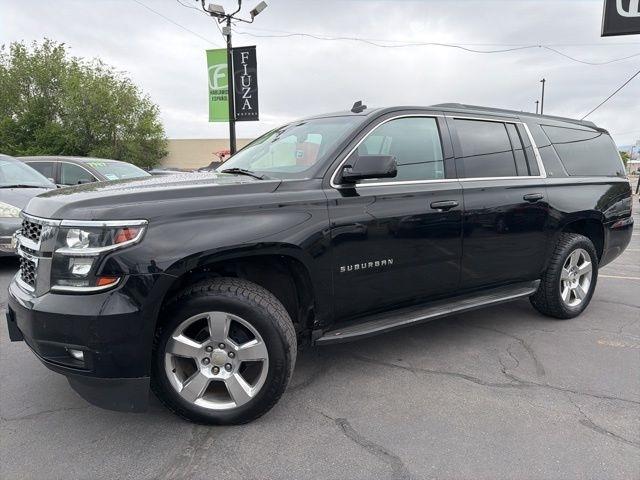 Chevrolet Suburban  2015