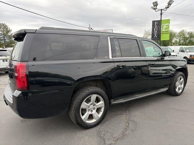 Chevrolet Suburban  2015