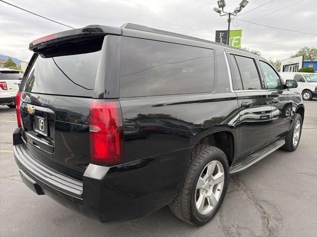 Chevrolet Suburban  2015