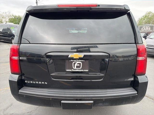 Chevrolet Suburban  2015