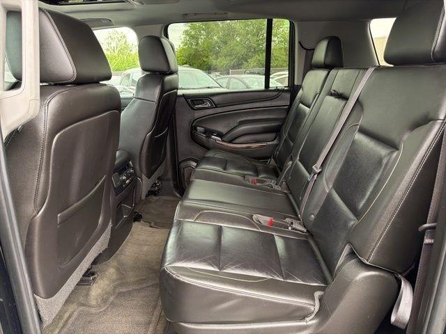 Chevrolet Suburban  2015