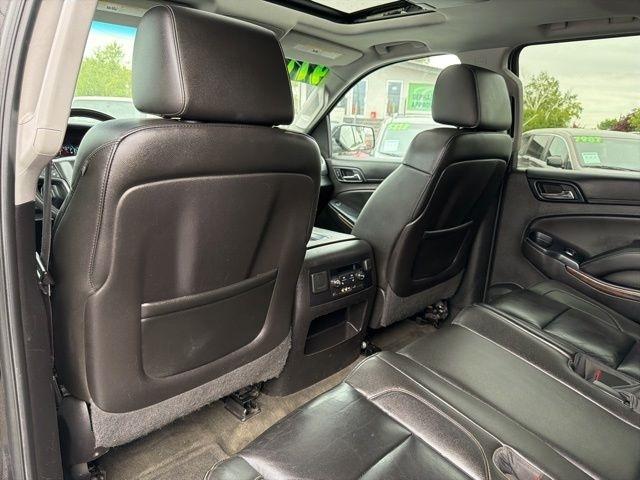 Chevrolet Suburban  2015