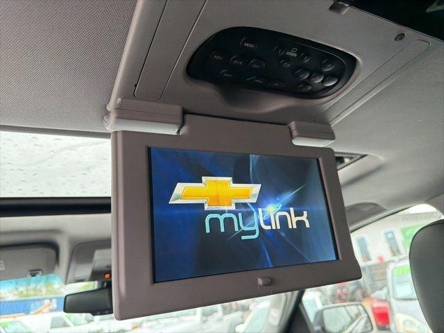 Chevrolet Suburban  2015
