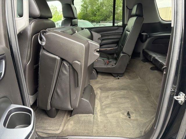 Chevrolet Suburban  2015