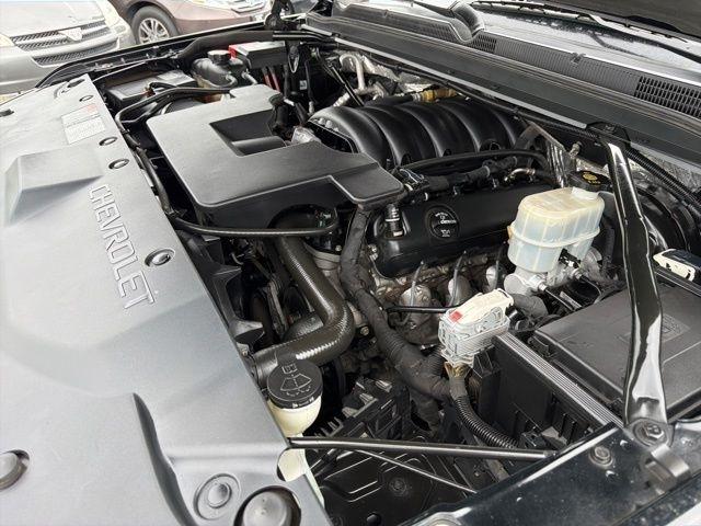 Chevrolet Suburban  2015