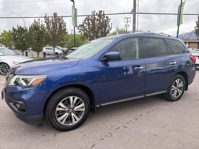 Nissan Pathfinder  2017