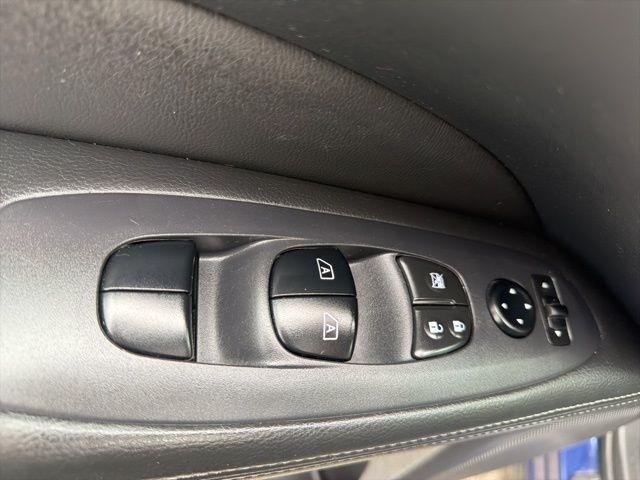 Nissan Pathfinder  2017