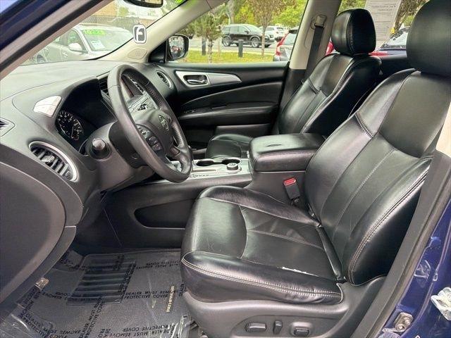 Nissan Pathfinder  2017