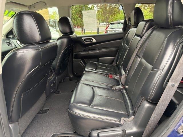 Nissan Pathfinder  2017