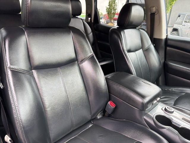 Nissan Pathfinder  2017