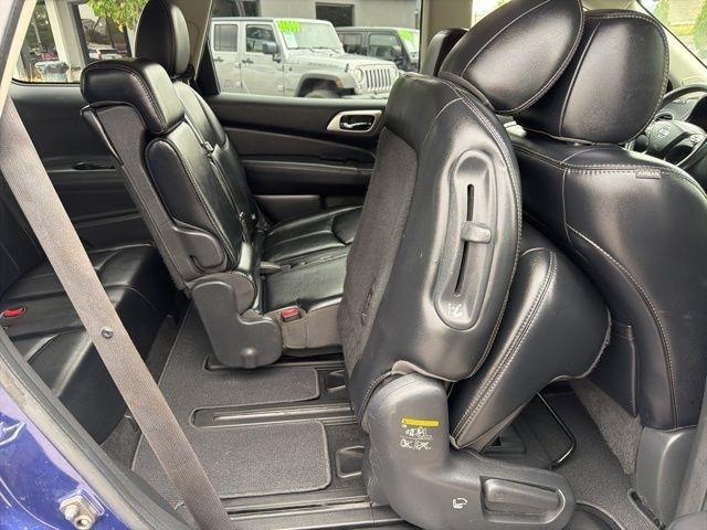 Nissan Pathfinder  2017