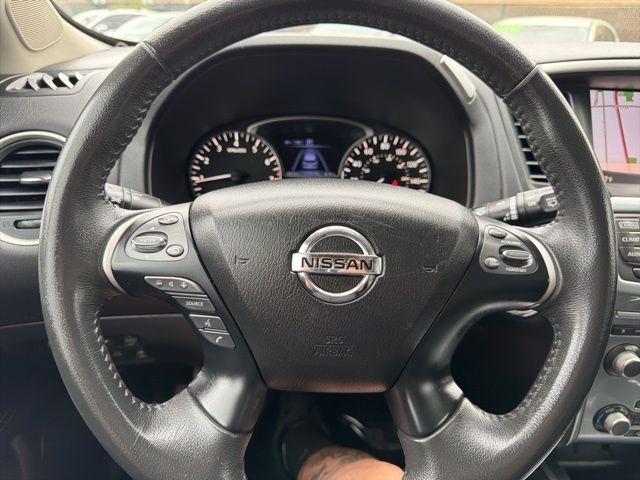 Nissan Pathfinder  2017