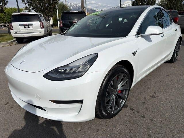 Tesla Model 3  2018
