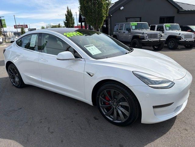 Tesla Model 3  2018