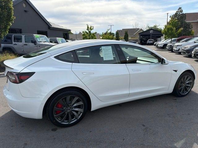 Tesla Model 3  2018