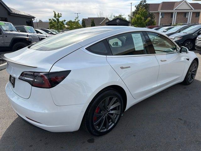 Tesla Model 3  2018