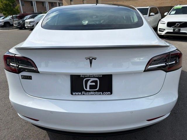 Tesla Model 3  2018