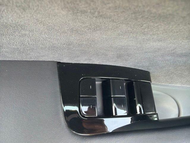 Tesla Model 3  2018