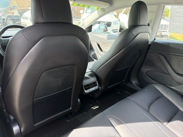 Tesla Model 3  2018