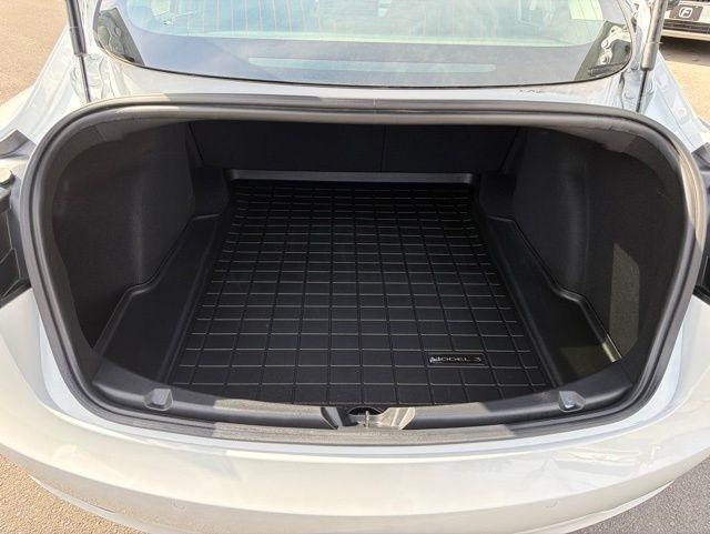 Tesla Model 3  2018