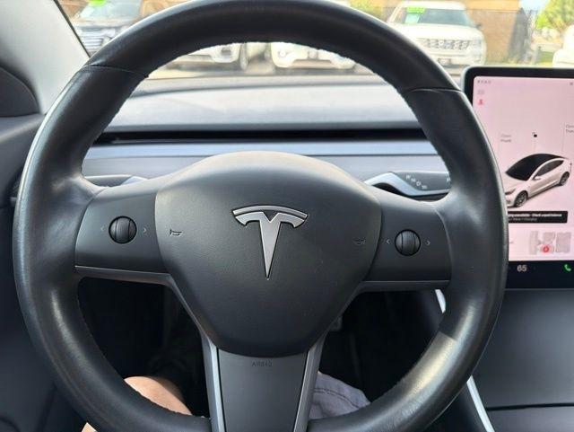 Tesla Model 3  2018