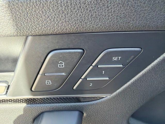 Audi SQ5  2021