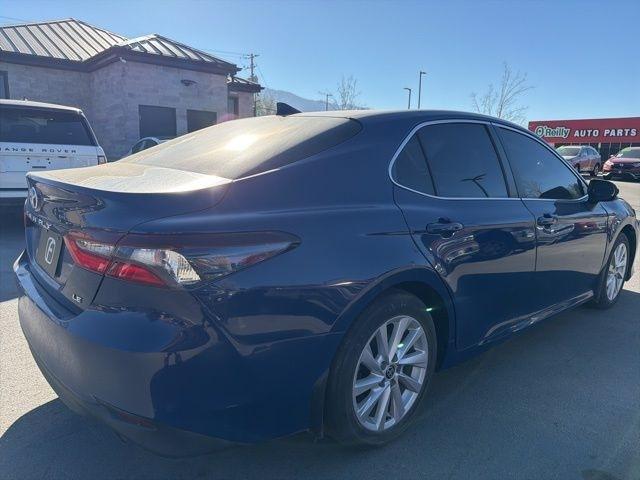 Toyota Camry  2023
