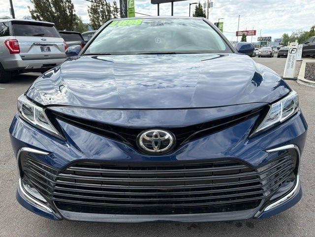 Toyota Camry  2023