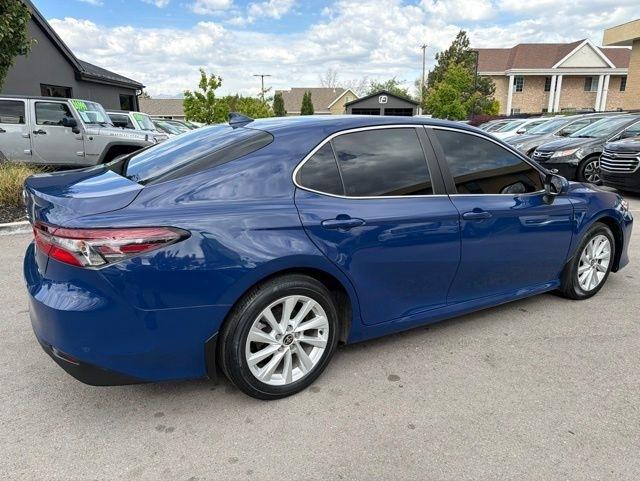 Toyota Camry  2023