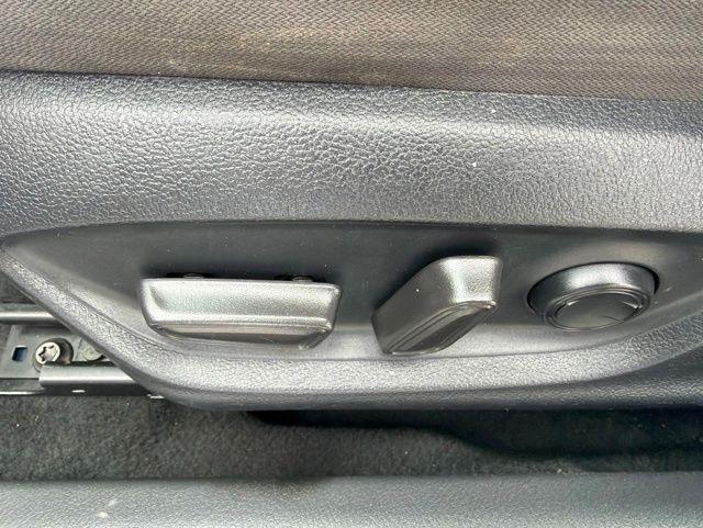 Toyota Camry  2023