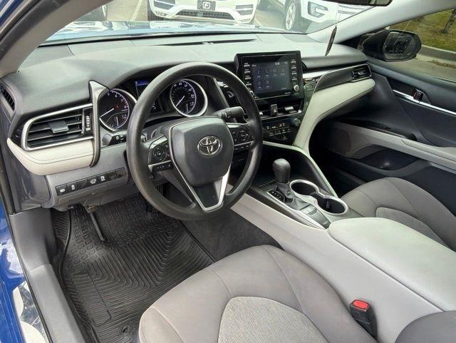 Toyota Camry  2023