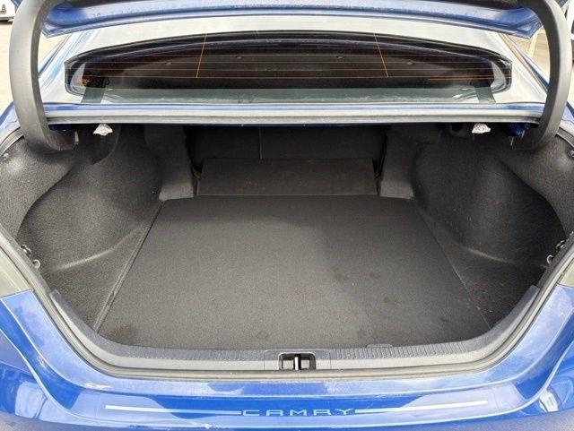 Toyota Camry  2023